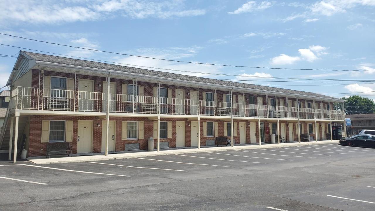 Travelodge By Wyndham Hershey Exterior photo
