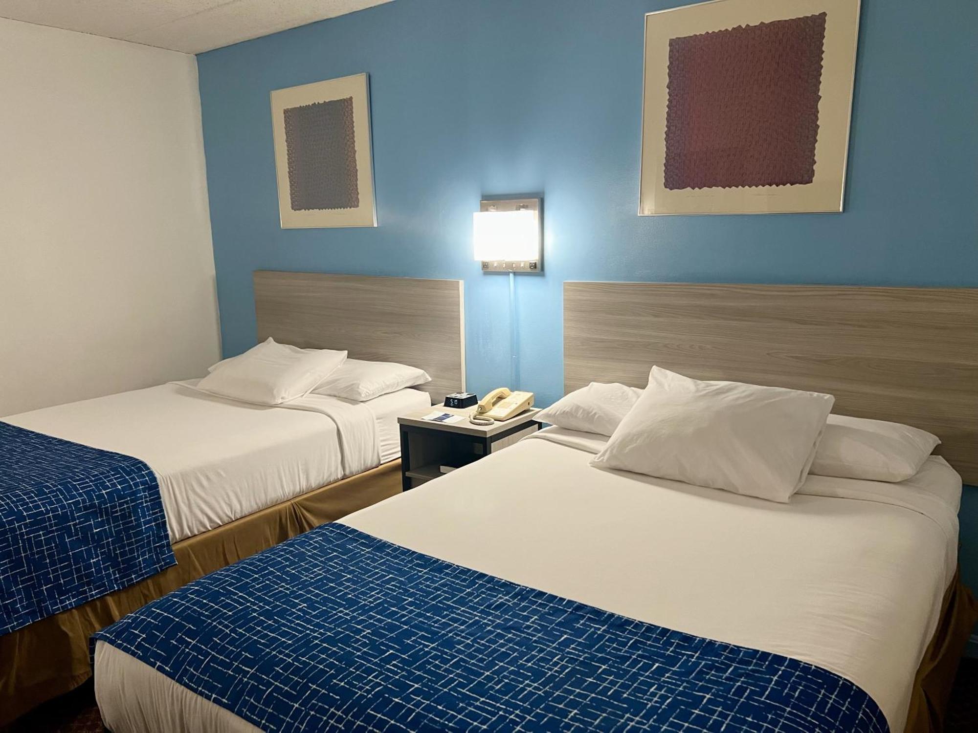 Travelodge By Wyndham Hershey Exterior photo