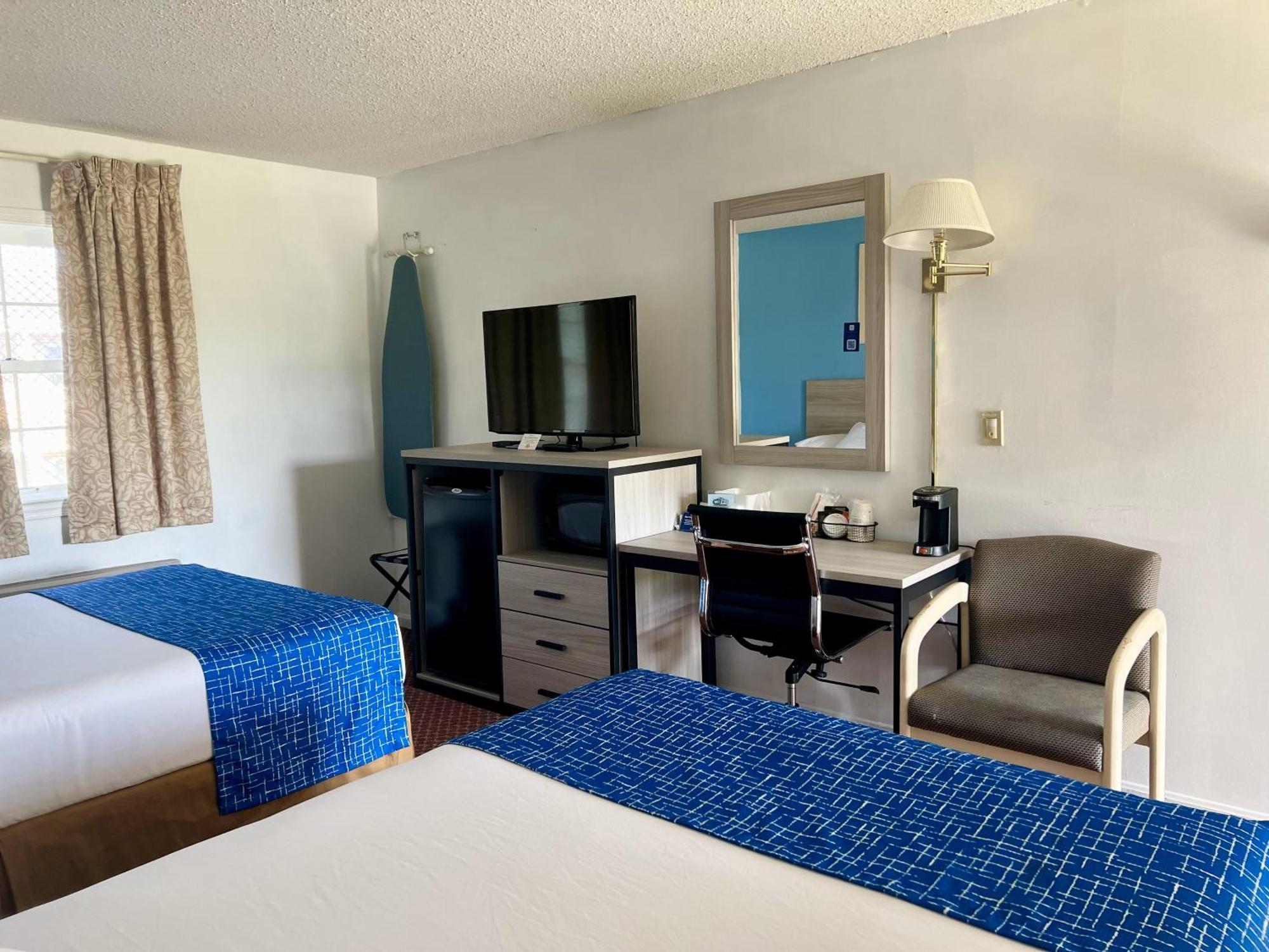 Travelodge By Wyndham Hershey Exterior photo