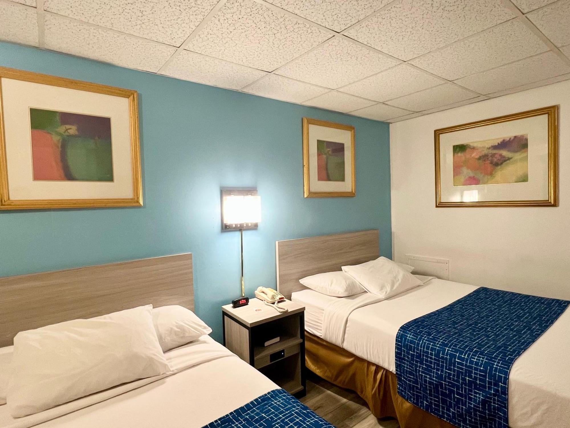 Travelodge By Wyndham Hershey Exterior photo
